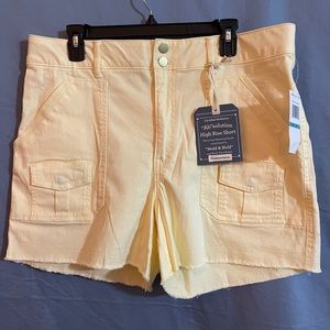 Democracy “Ab”Solution High Rise Cargo Utility Shorts Ladies Sz 16 Pale Yellow